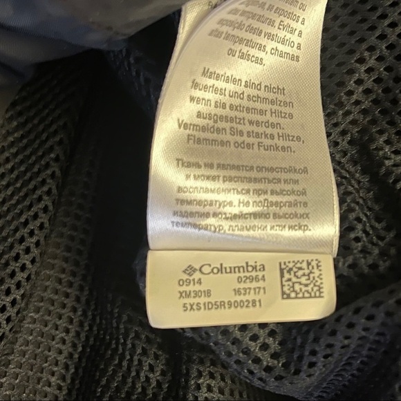 Columbia Men’s Black Full Zip Long Sleeved Lightweight Cotton Blend Jacket - Picture 12 of 16